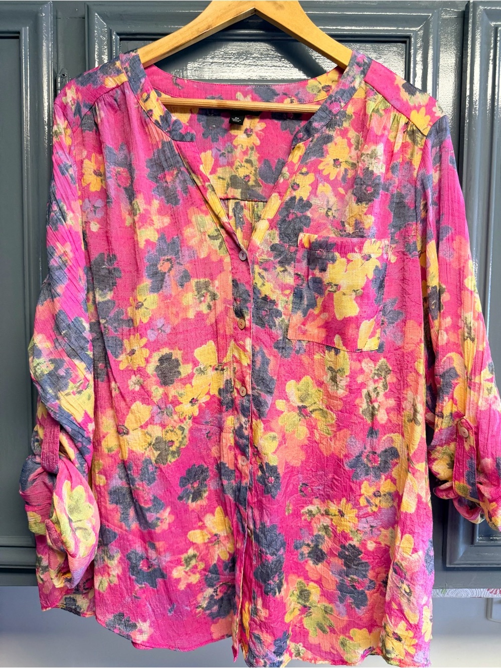 Zac & Rachel Pink Floral Button-Front Blouse